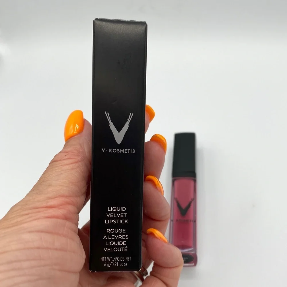V. Kosmetik | Lipstick Liquid Velvet in Bubbly BNIB